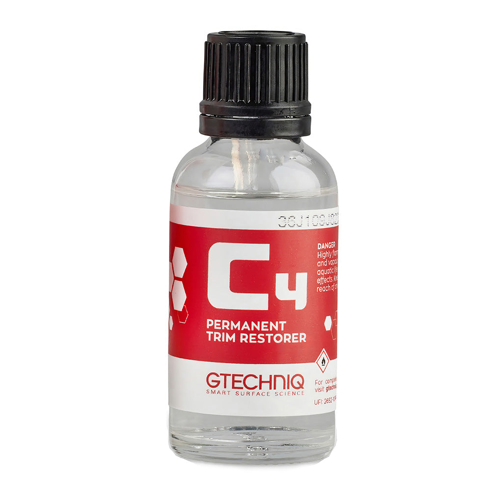 Gtechniq Auto C4 permanent trim restorer bottle, 15ml, for cleaning and restoring car exterior trim and plastic surfaces.