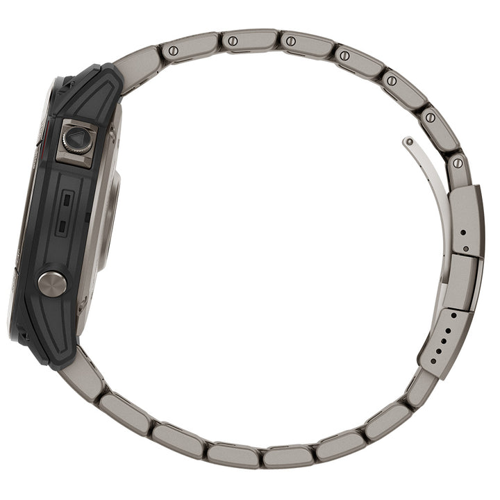 Garmin quatix 7 Solar Edition marine GPS smartwatch with solar charging, showing display and rugged design for boating.