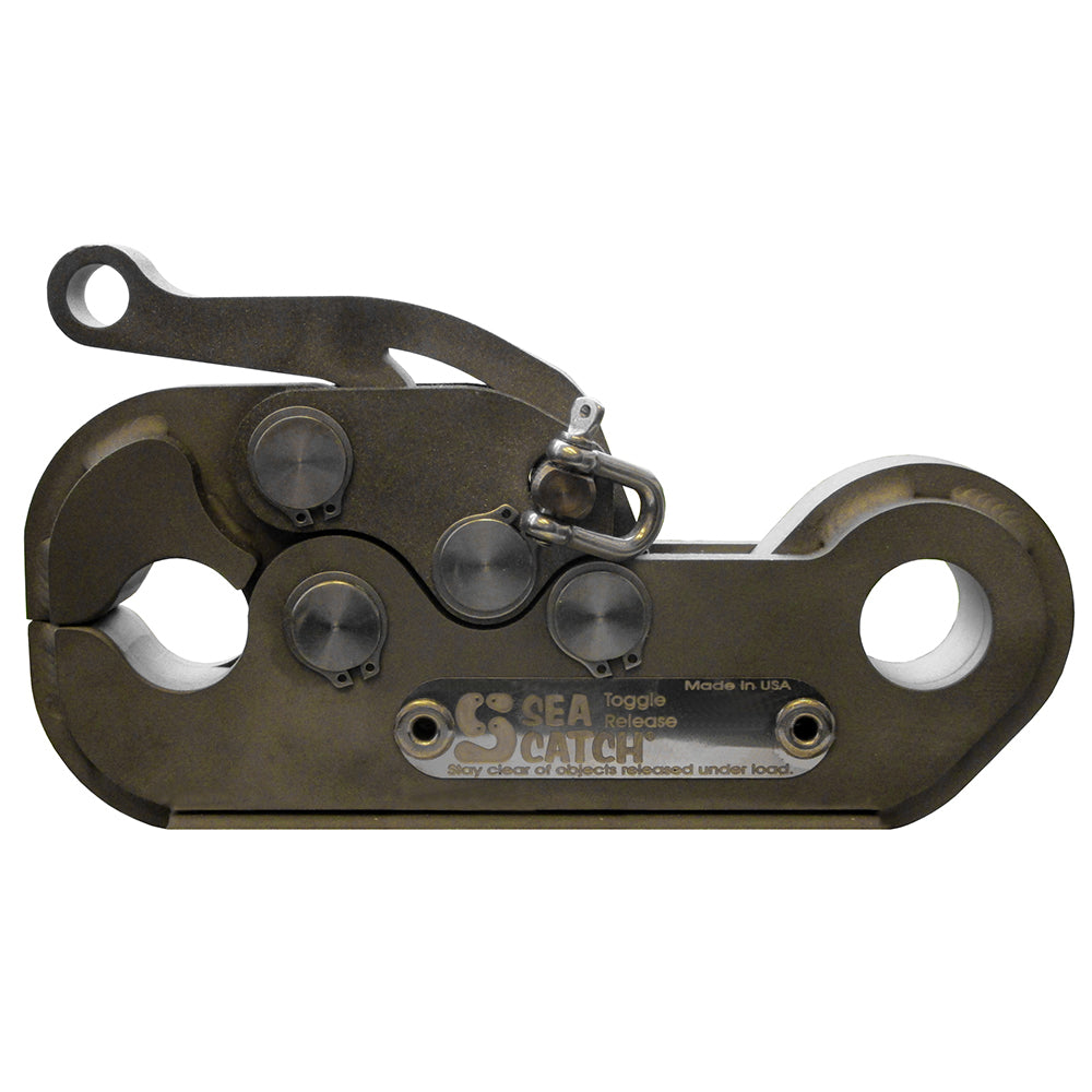 Sea Catch TR7 accessory with 5/8 inch D-Shackle and safety pin, durable marine hardware for secure rigging.