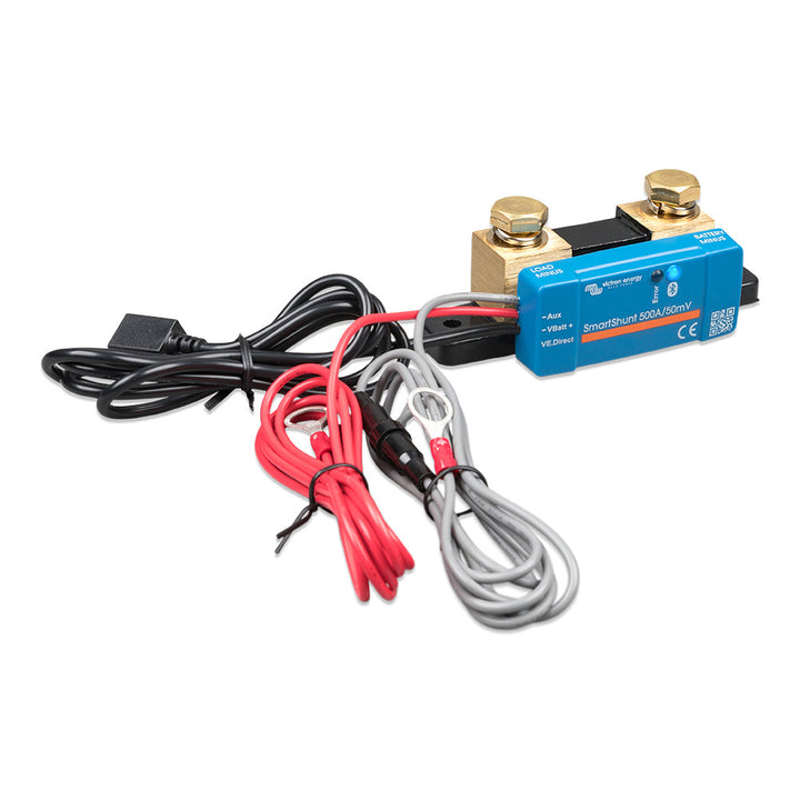 Victron SmartShunt 500A/50MV IP65 Bluetooth battery monitor showing digital display and connection ports for energy monitoring.
